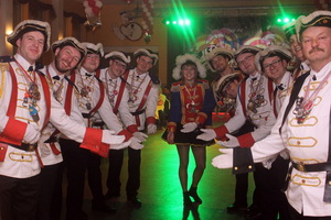 Die Platzierung der Gäste wurde an diesem Abend höchstpersönlich von dem General und seiner Leibgarde übernommen