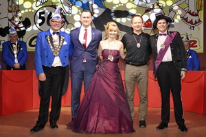 Ehrengäste & Sponsoren zum 1. Galaabend, v.l.n.r. Präsident Mario Kalide, Christian Hergott, Prinzessin Lisa I., Carsten Sachse, Prinz Christian I.