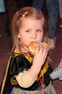 Kinderfasching und Pfannkuchen gehören zusammen!