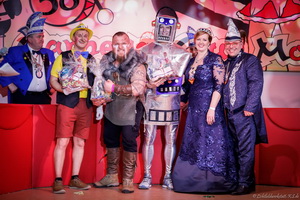 Die Sieger der Einzelwertung, 1. Platz: Roboter, 2. Platz: Wikinger, 3. Platz: Pinocchio