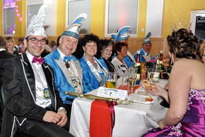 Hohen Besuch bekam der CCM vom ZKG, der Ziegenrücker Karnevalsgesellschaft