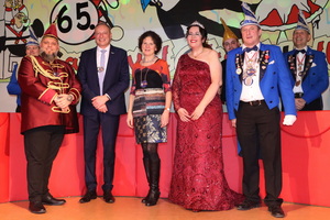 Ehrengäste & Sponsoren zum 1. Galaabend, v.l.n.r. Prinz Matthias II., Ralf Weiße, Bürgermeister der Stadt Neustadt an der Orla, Ingrid Hildebrandt, Prinzessin Christine II., Präsident des CCM, Mike Lehmann